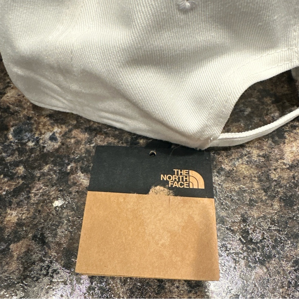 THE North Face Backyard Ball Cap - Picture 6 of 7